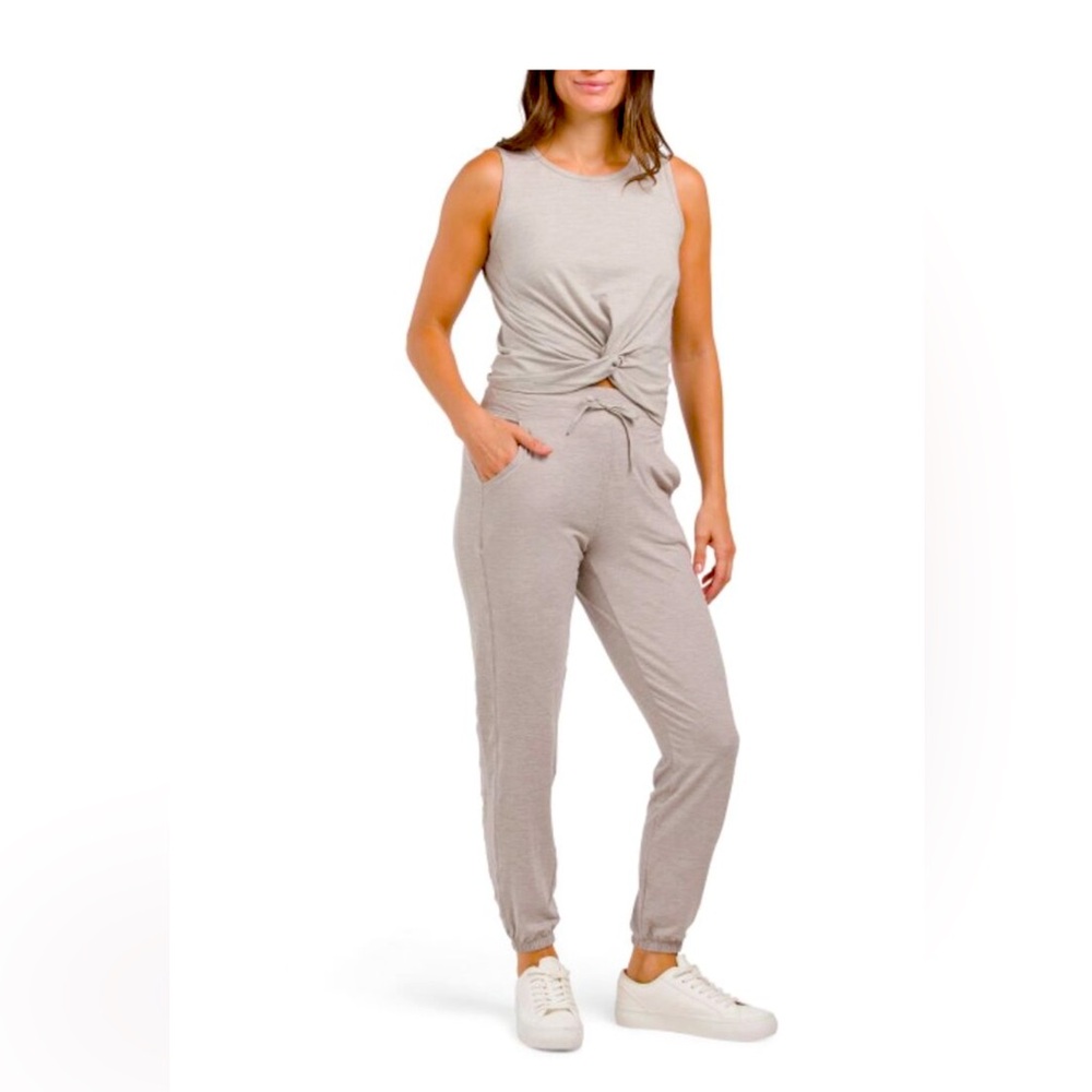 90 Degree By Reflex Waverly Tank & Joggers Set Msrp 65$ Sand